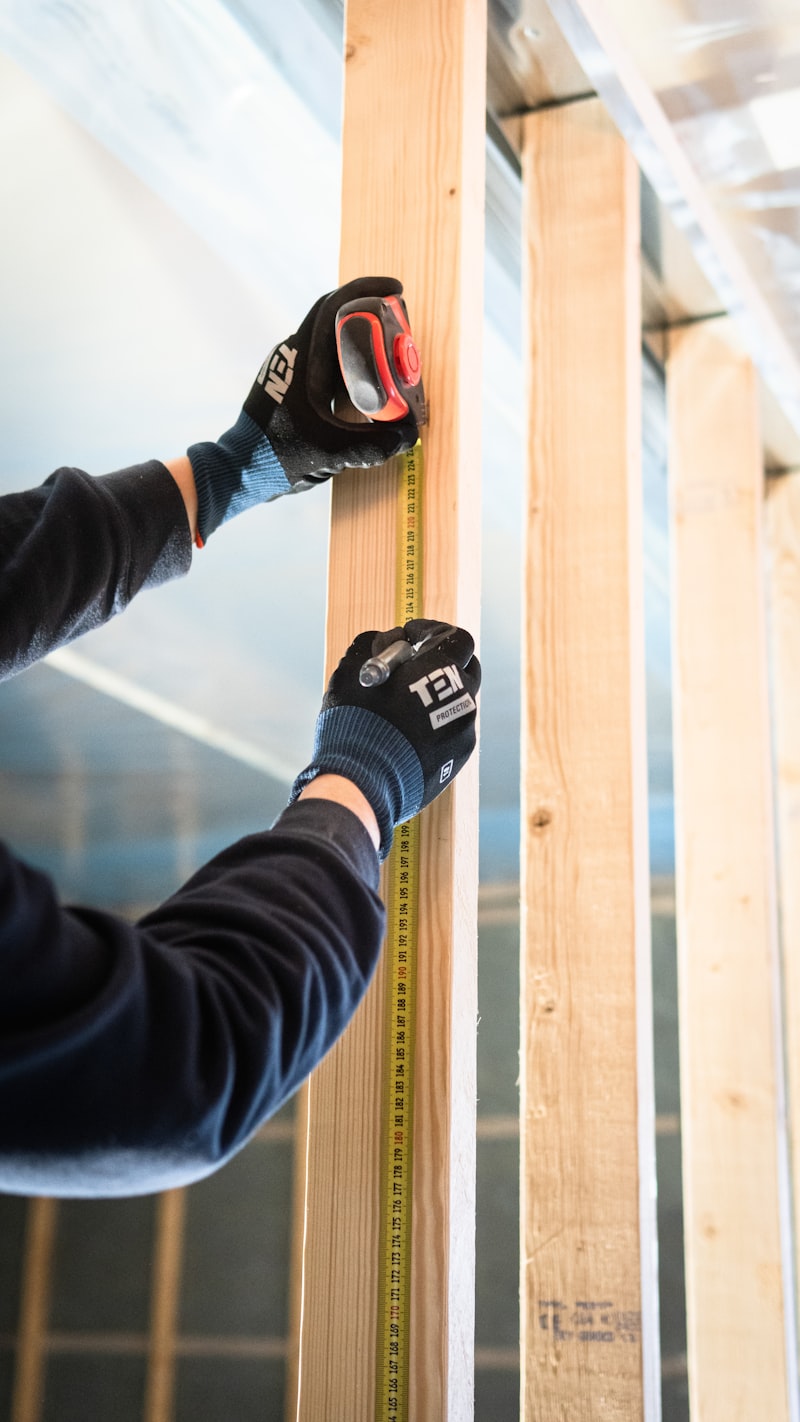 Detailarbeit im Innenausbau